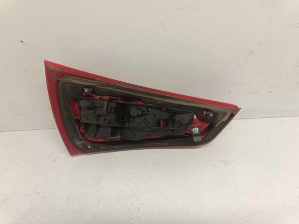 FEU ARRIERE DROIT AUDI A1 2010-2014 - Vue 2